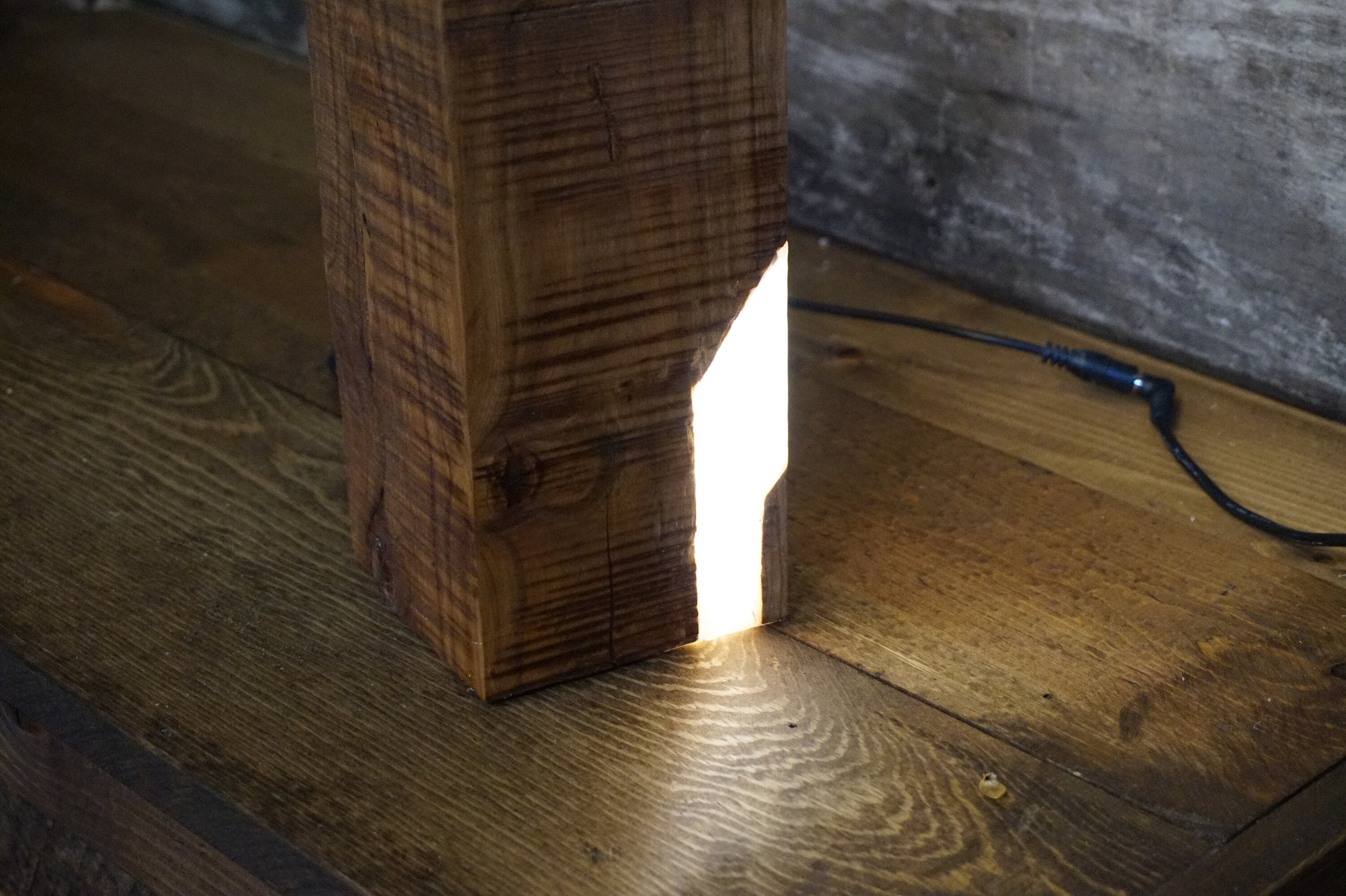 BEAM, Wood Contempory Lamp. Futuristic Lamp. Nature Lamp. Handmade Cherry Wood Lamp. Epoxy Resin Led Lamp.