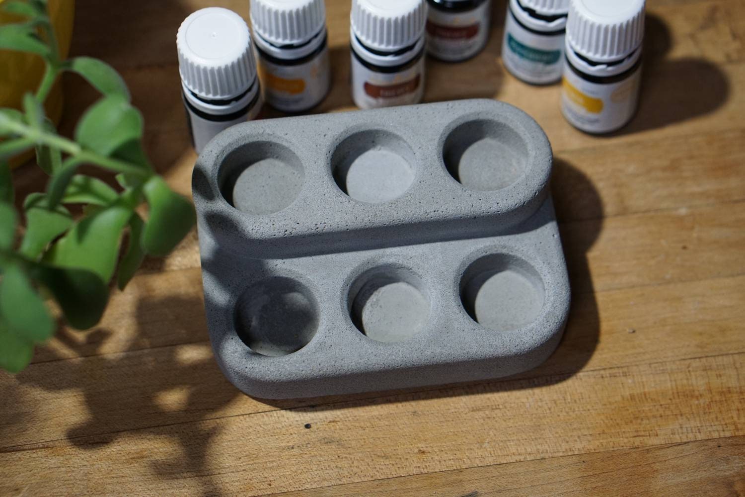 Concrete Esstianal Oil Display, Minimalist Oil Display, Natural/Earthy Essential Oil  Holder. Essential Oil cork Storage