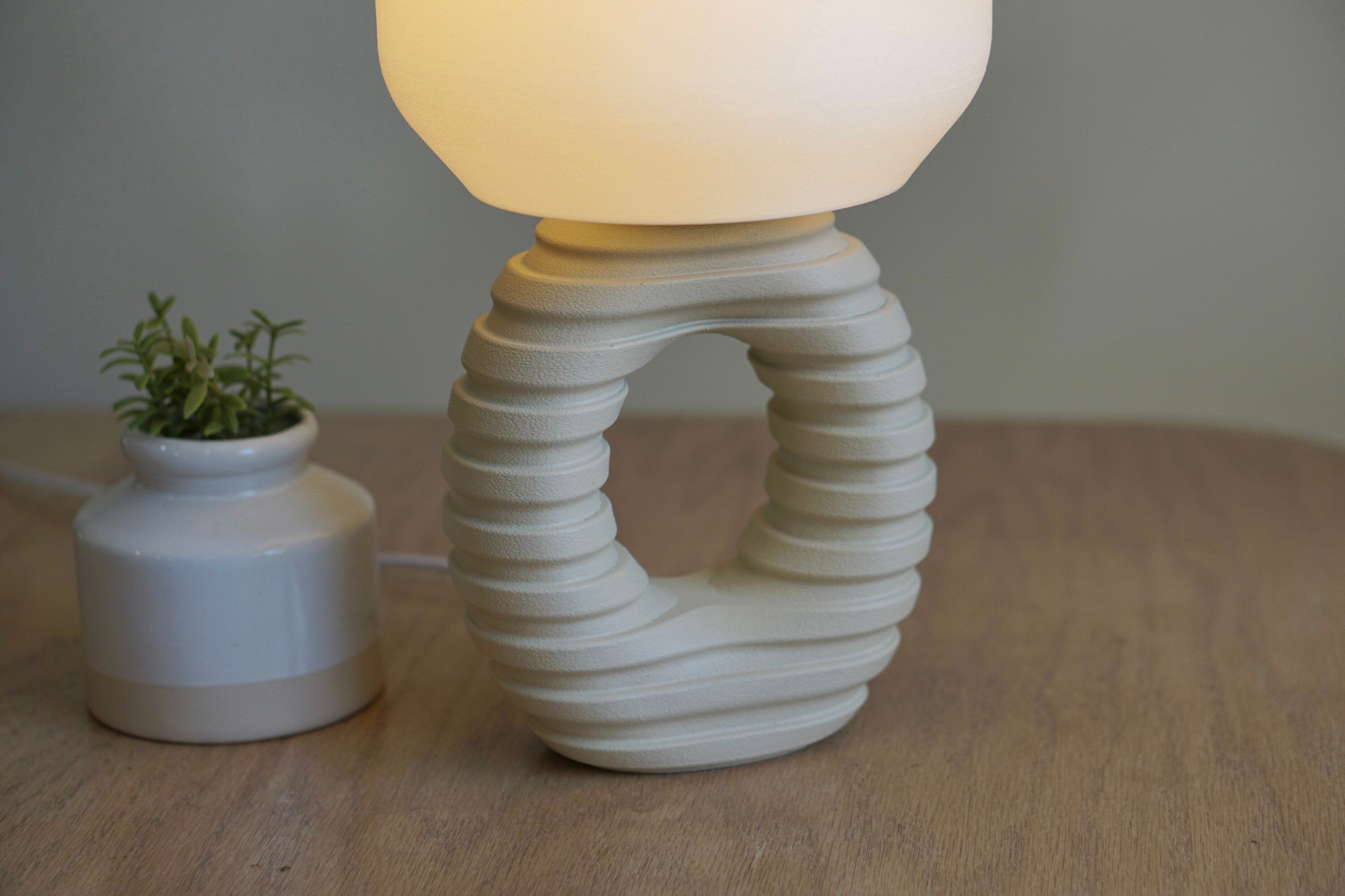 FLOW Table Lamp - Modern accent Lamp - Eco Friendly Lamp - Sci-fi Lamp - Futuristic Lamp -