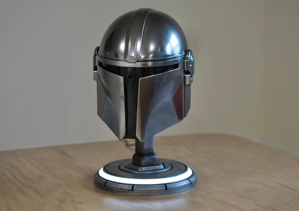 Star Wars Helmet Stand - Mandalorian Helmet Stand - Cosplay Helmet Stand - LED Helmet Stand - Mandalorian Season 3-