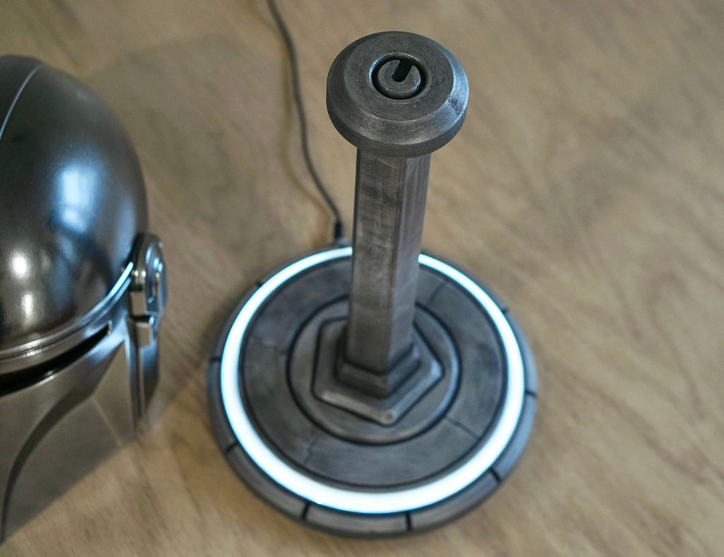 Star Wars Helmet Stand - Mandalorian Helmet Stand - Cosplay Helmet Stand - LED Helmet Stand - Mandalorian Season 3-